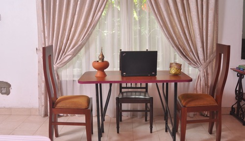 Family Room, Non Smoking, Private Bathroom