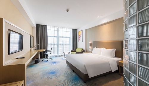 Standard Room, 1 King Bed (Extra Floor Space)