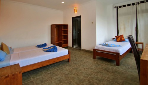 Triple Room