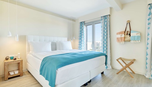 Deluxe Suite (Resort)