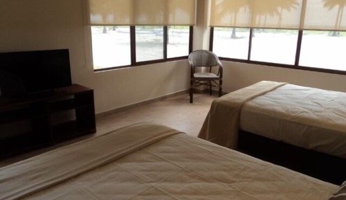Family Room, Ocean View, Beachside