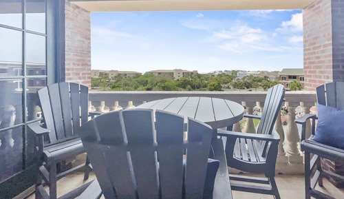 Condo, 3 Bedrooms