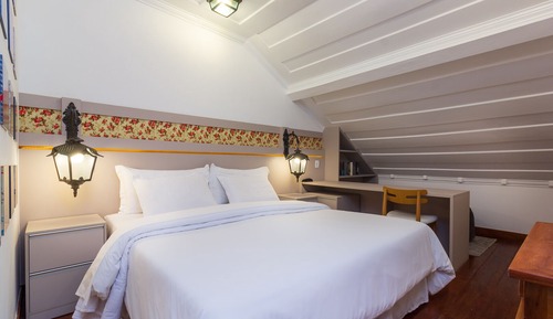 Suite, Bathtub