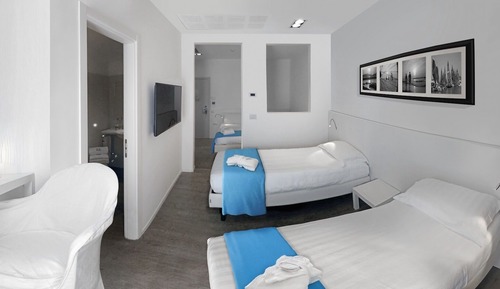 Junior Studio Suite