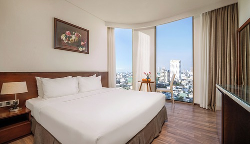 Executive Room, City View