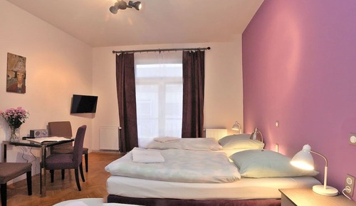 Economy Triple Room, 1 Bedroom (9C)
