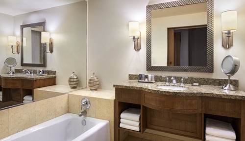 Room, 2 Queen Beds, Patio, Pool View (Poolside)
