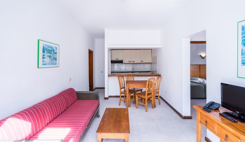 Apartment, 2 Bedrooms (3+ 2)