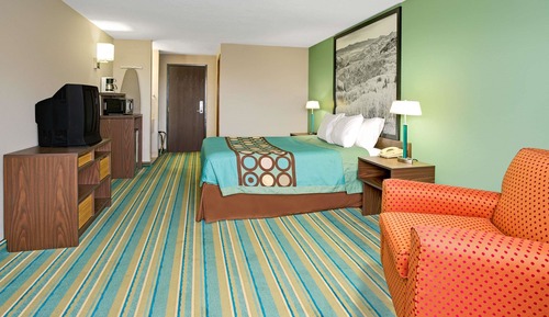 Room, 1 King Bed, Accessible, Non Smoking (Mobility/ Tub w/ Grab Bars)