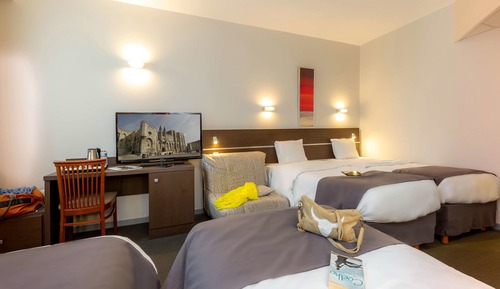 Standard Room, Multiple Beds