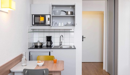 Family Studio (4 people)