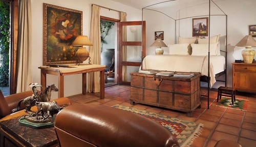 Standard Room, 1 Queen Bed, Pool Access