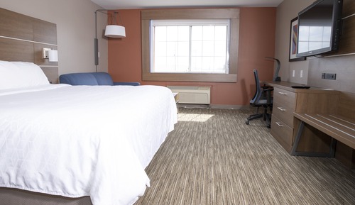 Standard Room, 1 King Bed