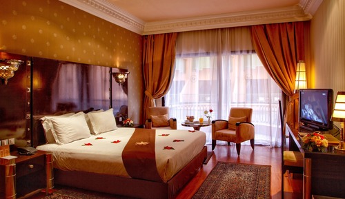 Junior Suite, Pool View