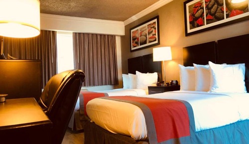 2 Double Beds Non Smoking