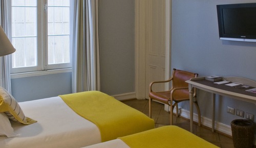 Twin Room, 2 Twin Beds (Colours)