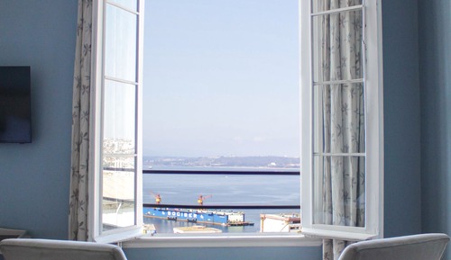 Twin Room, 2 Twin Beds (Port)