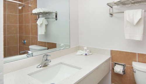 Deluxe Room, 2 Queen Beds, Non Smoking, Kitchenette