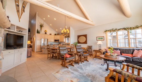 Deluxe Room, Multiple Beds, Lake View
