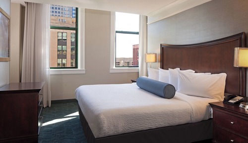 Suite, 1 King Bed with Sofa bed