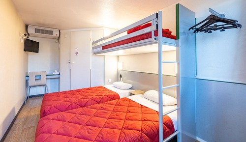 Standard Room, 3 Twin Beds