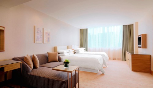 Room, 2 Double Beds, City View