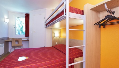 Standard Room, Multiple Beds (1 Double and 1 Single bed)