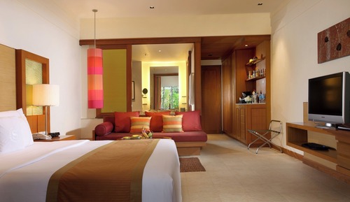 Room, 1 King Bed with Sofa bed, Non Smoking, Garden View (Balcony)