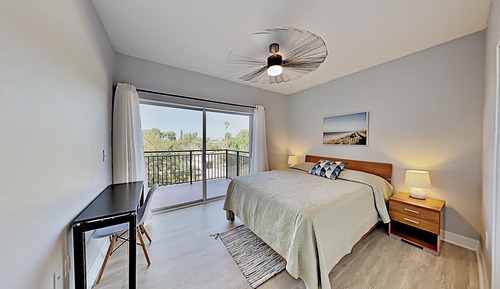 Condo, 2 Bedrooms, 2 Bathrooms
