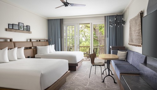 Room, 2 Queen Beds, Accessible, Bathtub