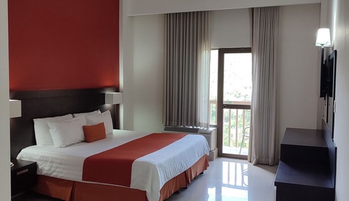 Standard Room, 1 King Bed