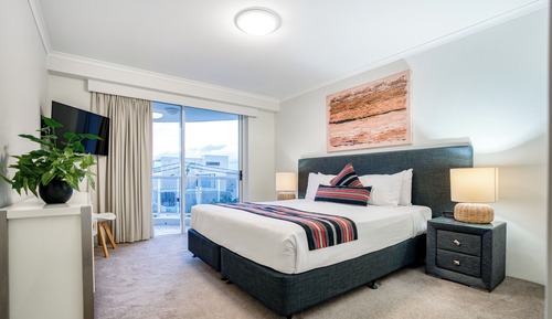 Two Bedroom Garden-Partial Ocean View Apartment