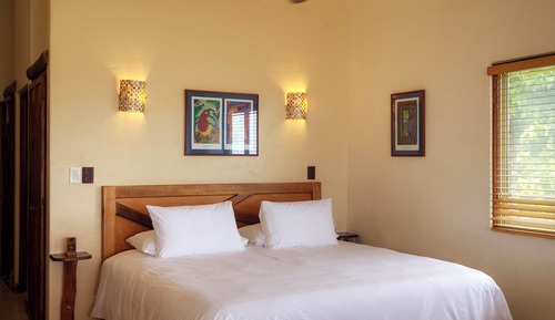 Deluxe Room, 1 King Bed, Balcony, Sea Facing