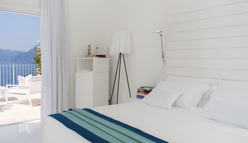 Deluxe Room (Grand)