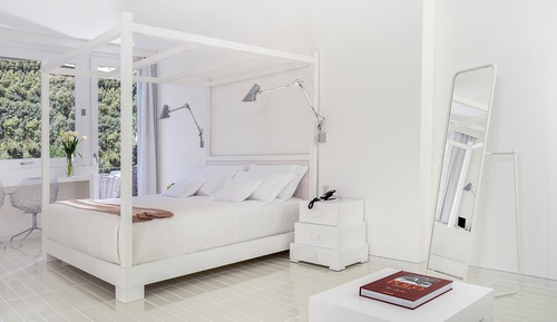 Room (Canopy)