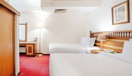 Standard Triple Room, City View