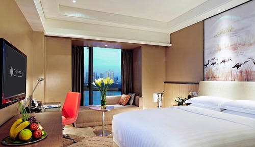 Deluxe Room, 1 King Bed