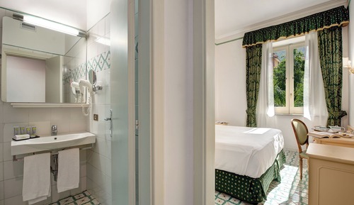 Superior Double Room, Garden View