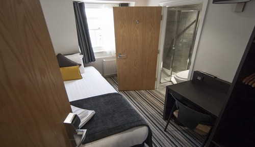 Single Room