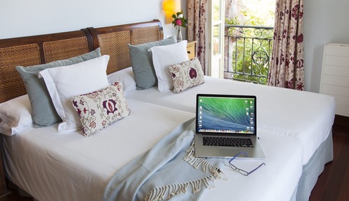 Double Room (Breakfast Excluded)