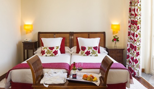 Double Room (lounge)