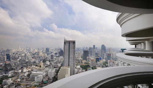 lebua Premium Suite City View 51st-52nd Flr Dinner once per stay at Breeze Restaurant