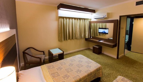 Economy Twin Room (2 Adults + 1 Child), Without View and Without Balcony
