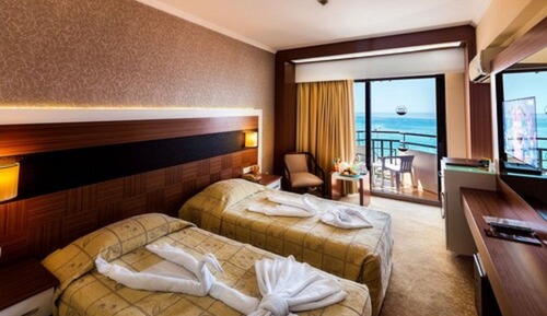 Suite, Balcony, Sea View (2 Adults + 2 Children)