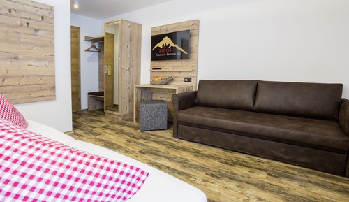 Double Room, Mountain View (max. 4 pax)