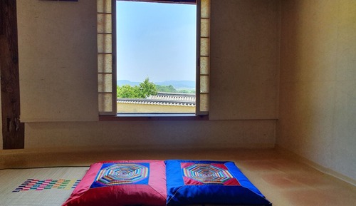 Room (gunnuhbang)