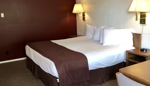 Single Room, 1 Queen Bed