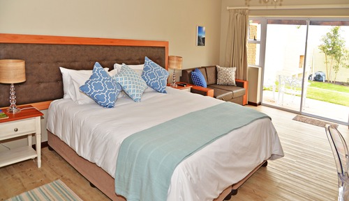 Deluxe Room with walk-in shower