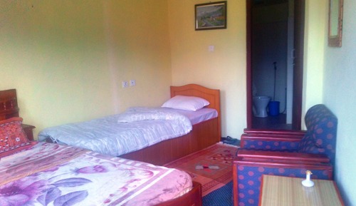 Basic Cottage, 3 Bedrooms, Private Bathroom, Corner