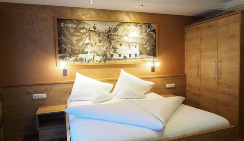 Comfort Double Room (Medium)